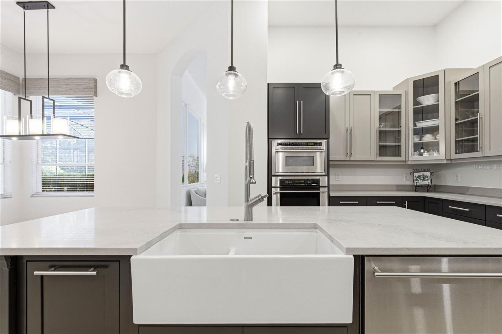 Image 42 of 100 For 20107 Oak Alley Drive