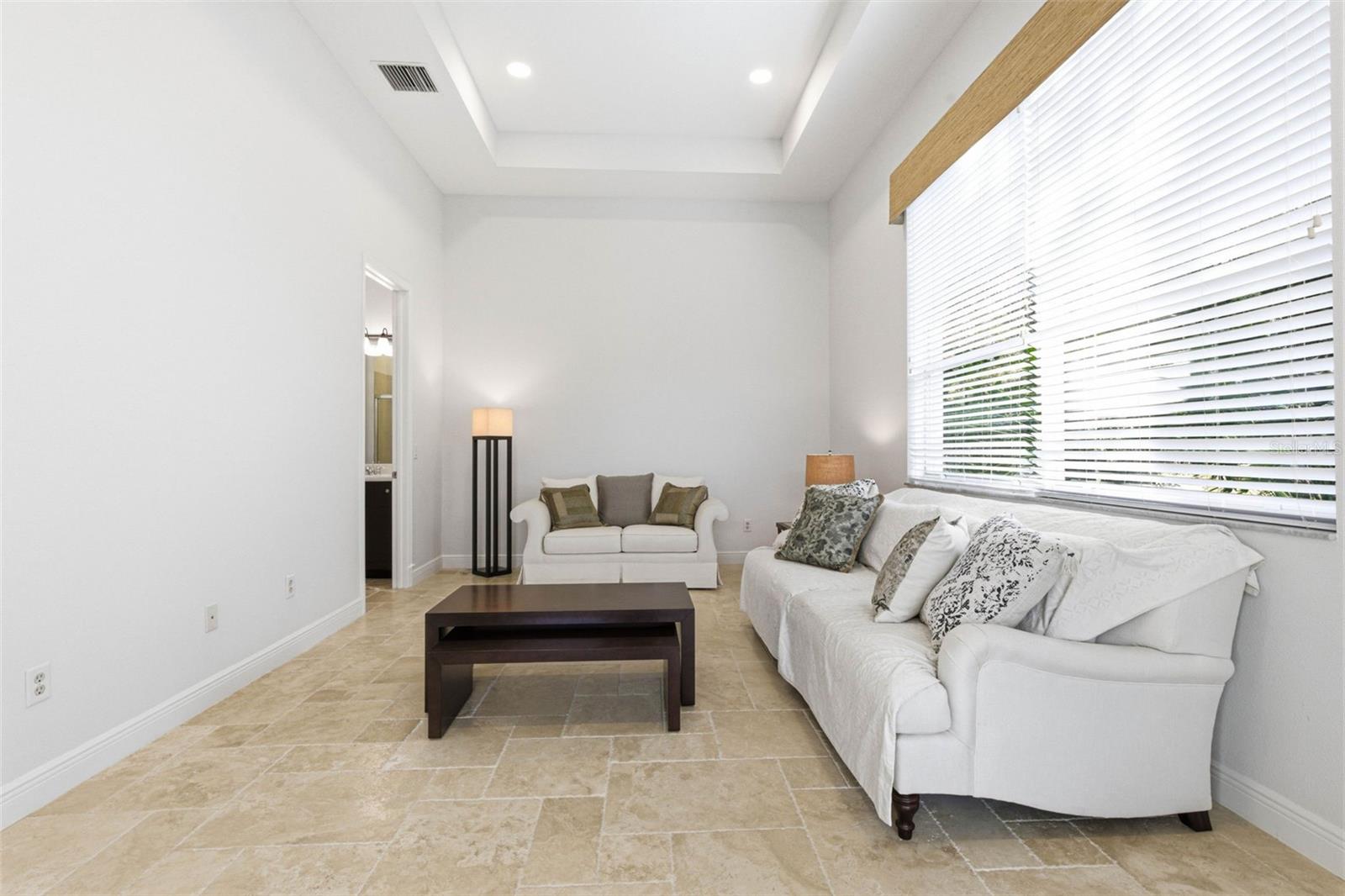 Image 58 of 100 For 20107 Oak Alley Drive