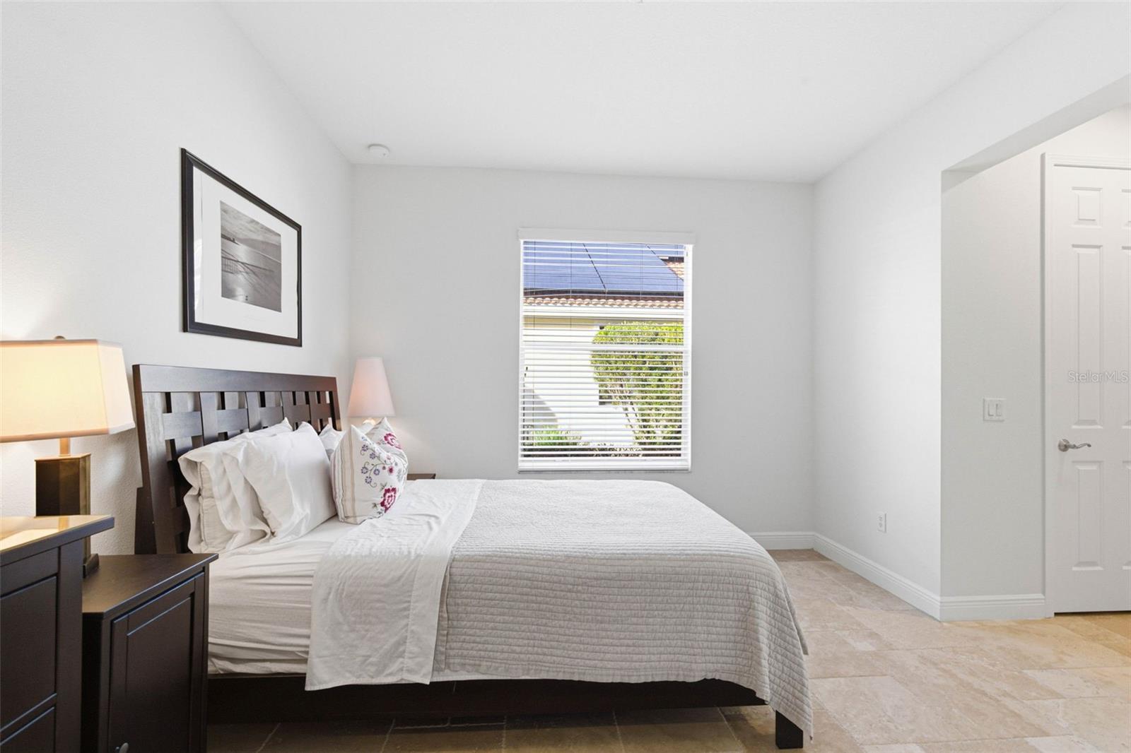 Image 65 of 100 For 20107 Oak Alley Drive