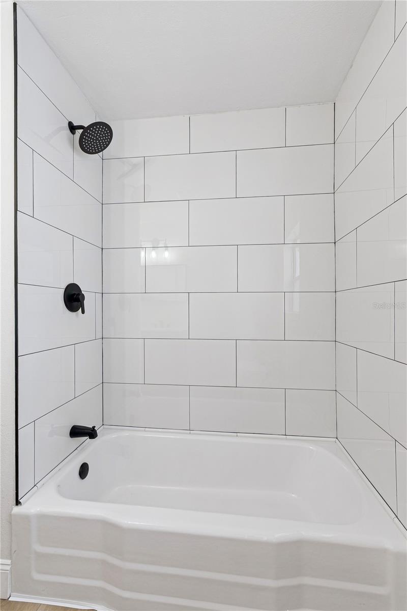 Image 15 of 37 For 3303 W Leila Ave