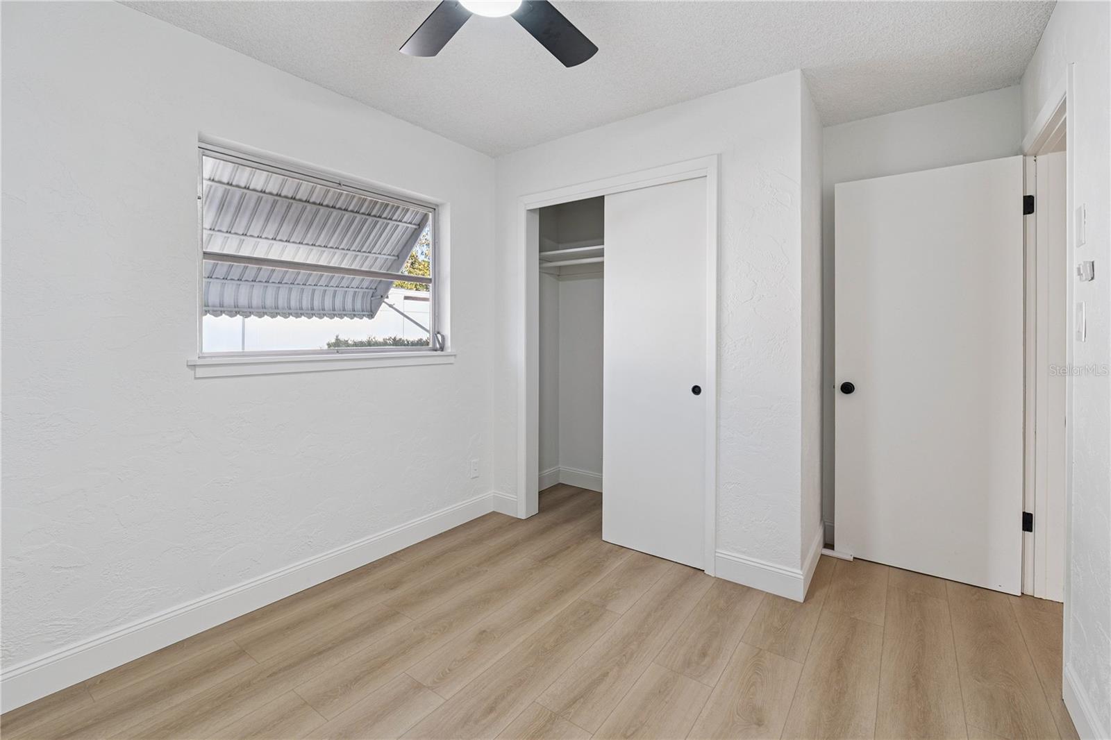 Image 18 of 37 For 3303 W Leila Ave