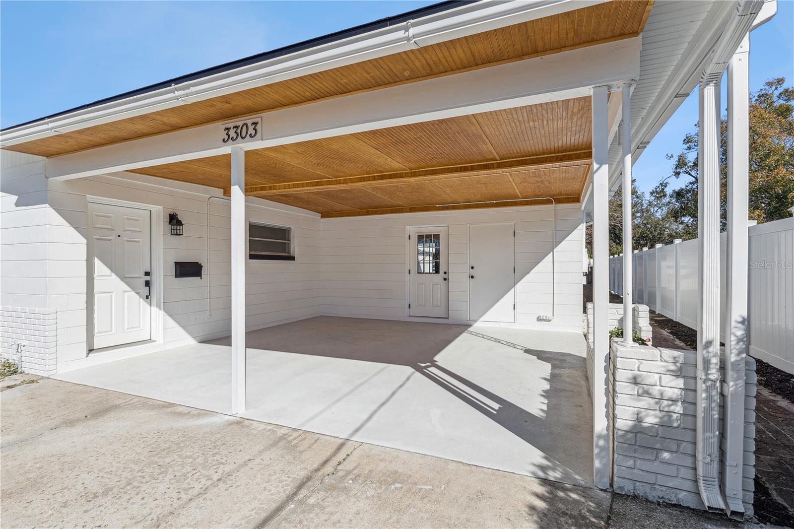 Image 2 of 37 For 3303 W Leila Ave