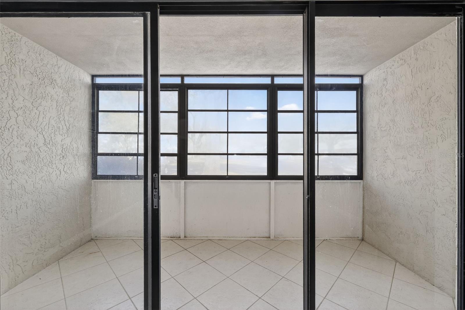 Image 10 of 35 For 1398 Shady Pine Way A1