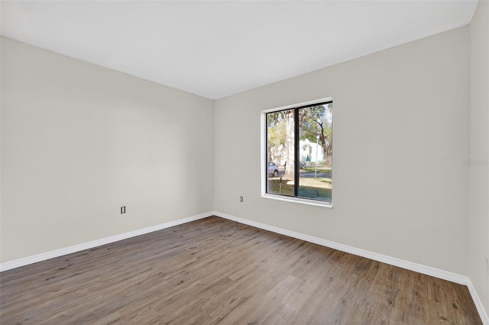 Image 12 of 35 For 1398 Shady Pine Way A1