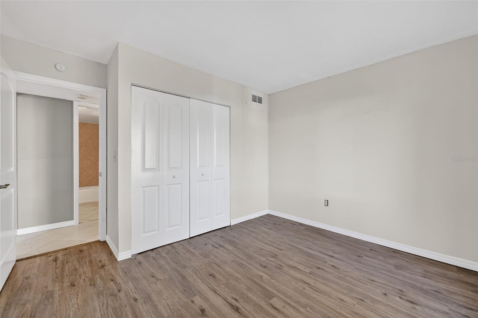 Image 13 of 35 For 1398 Shady Pine Way A1