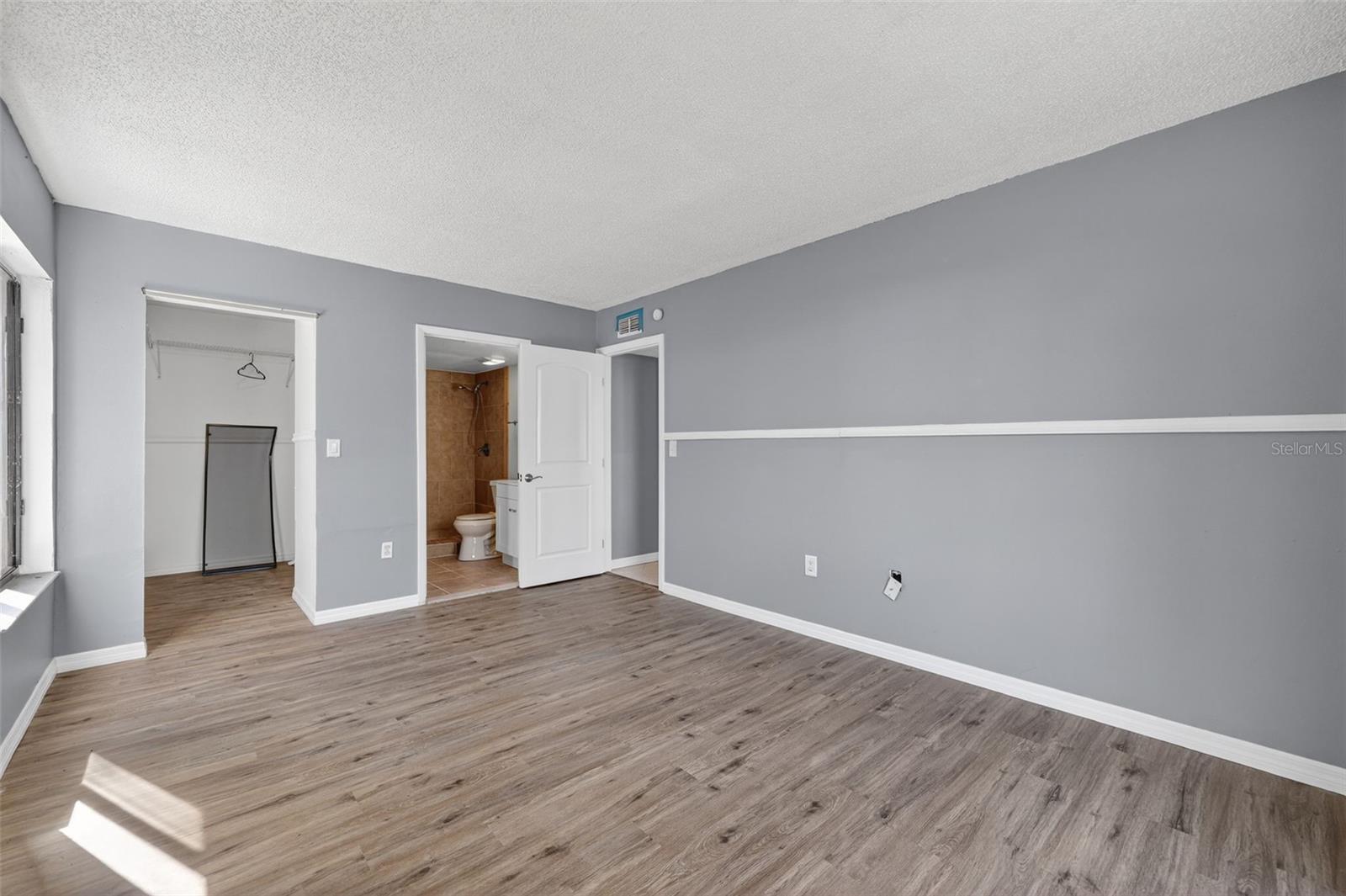 Image 18 of 35 For 1398 Shady Pine Way A1