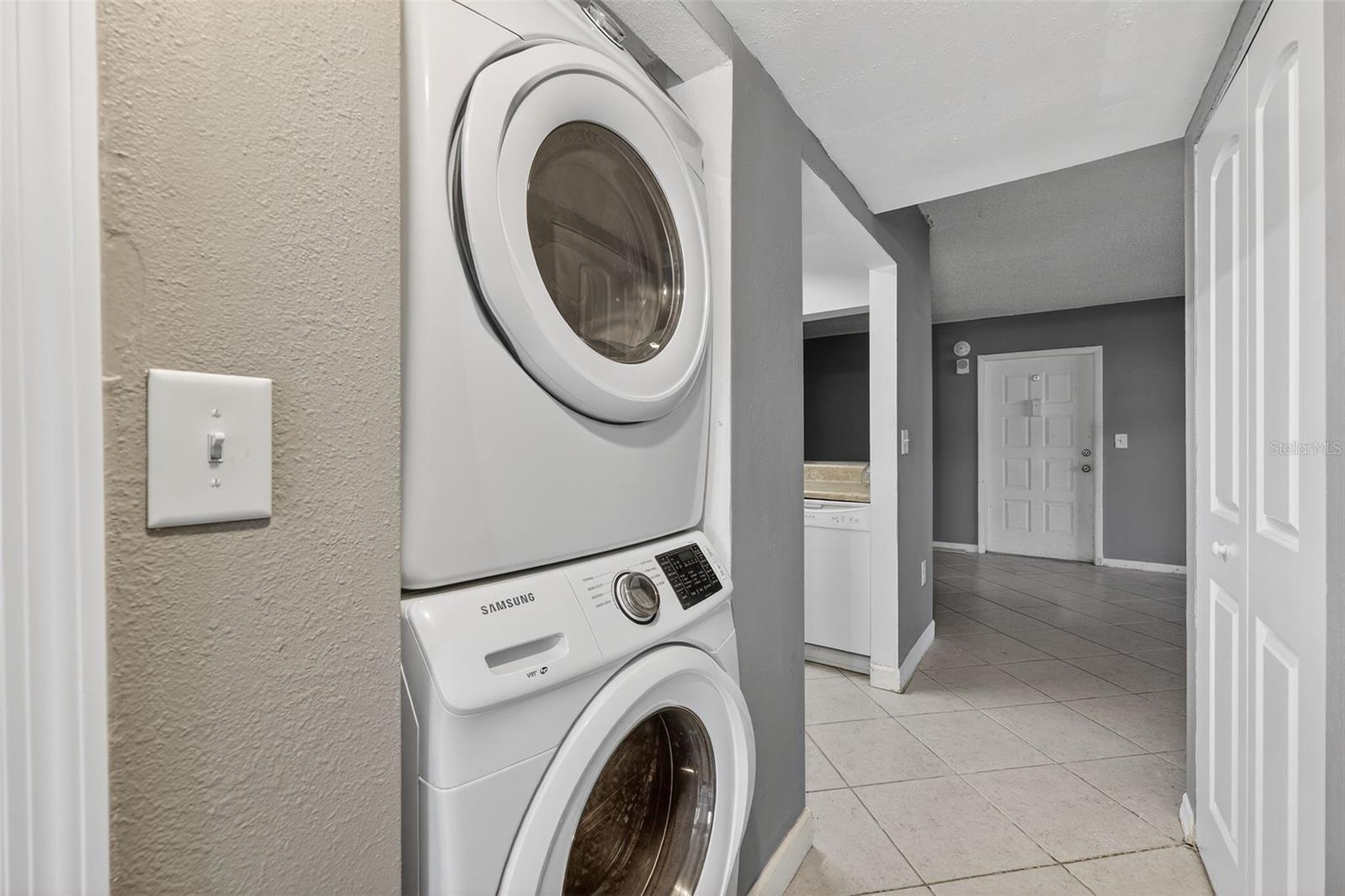 Image 22 of 35 For 1398 Shady Pine Way A1