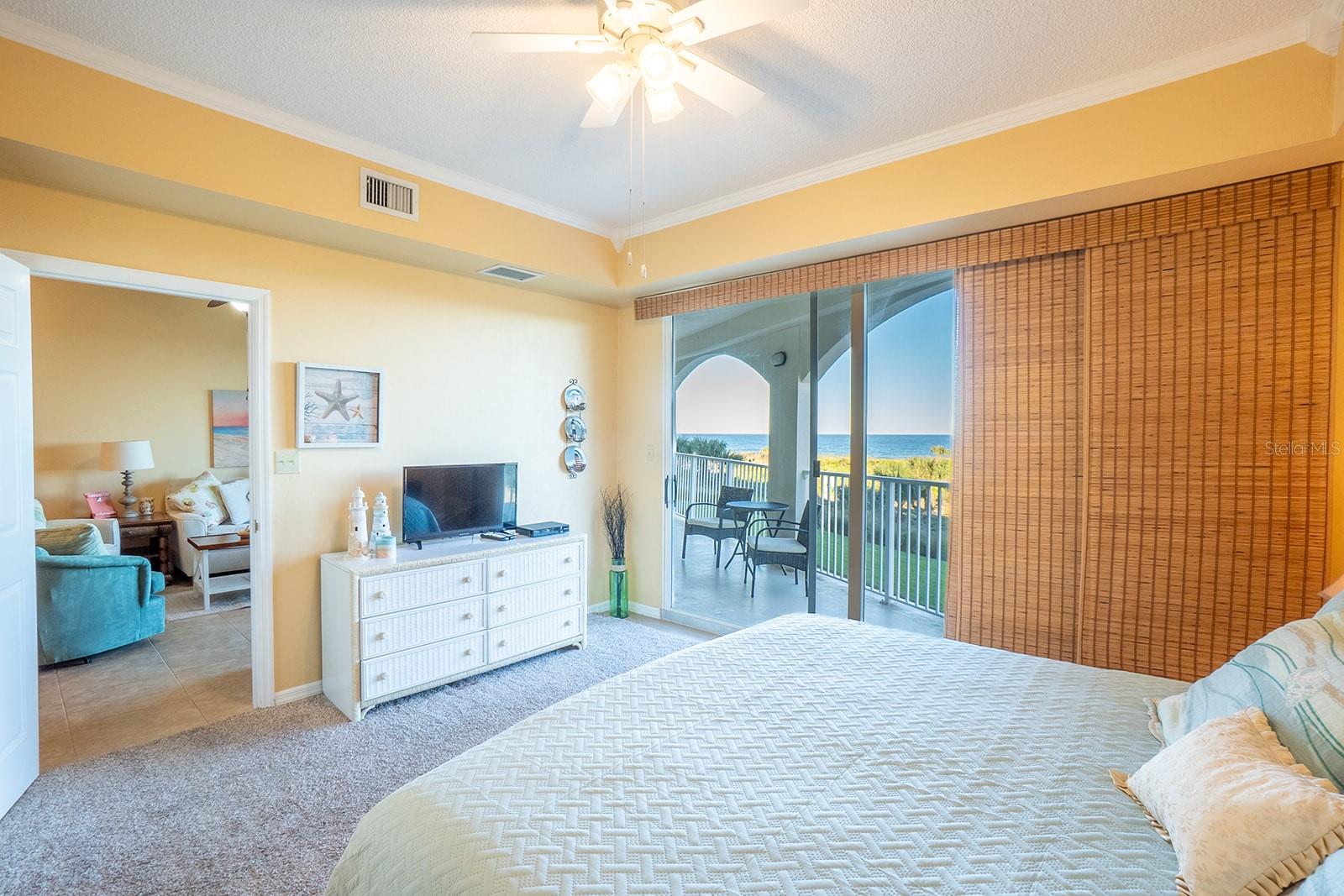 Image 21 of 70 For 104 Surfview Drive 2204