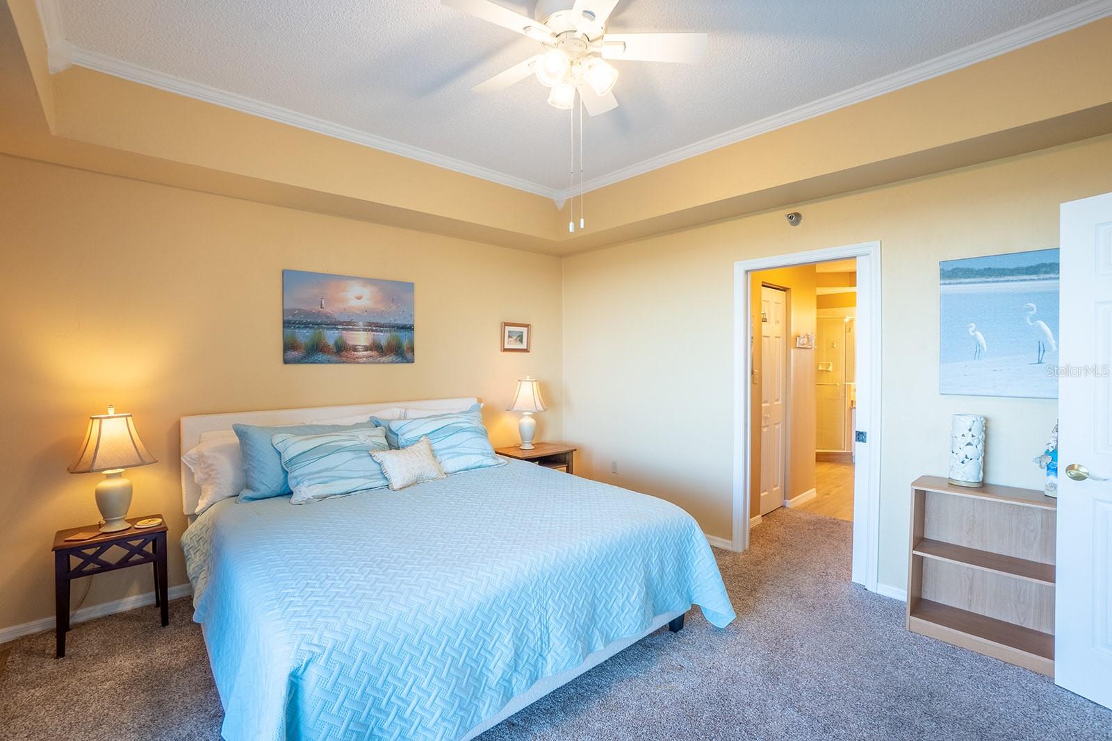 Image 22 of 70 For 104 Surfview Drive 2204