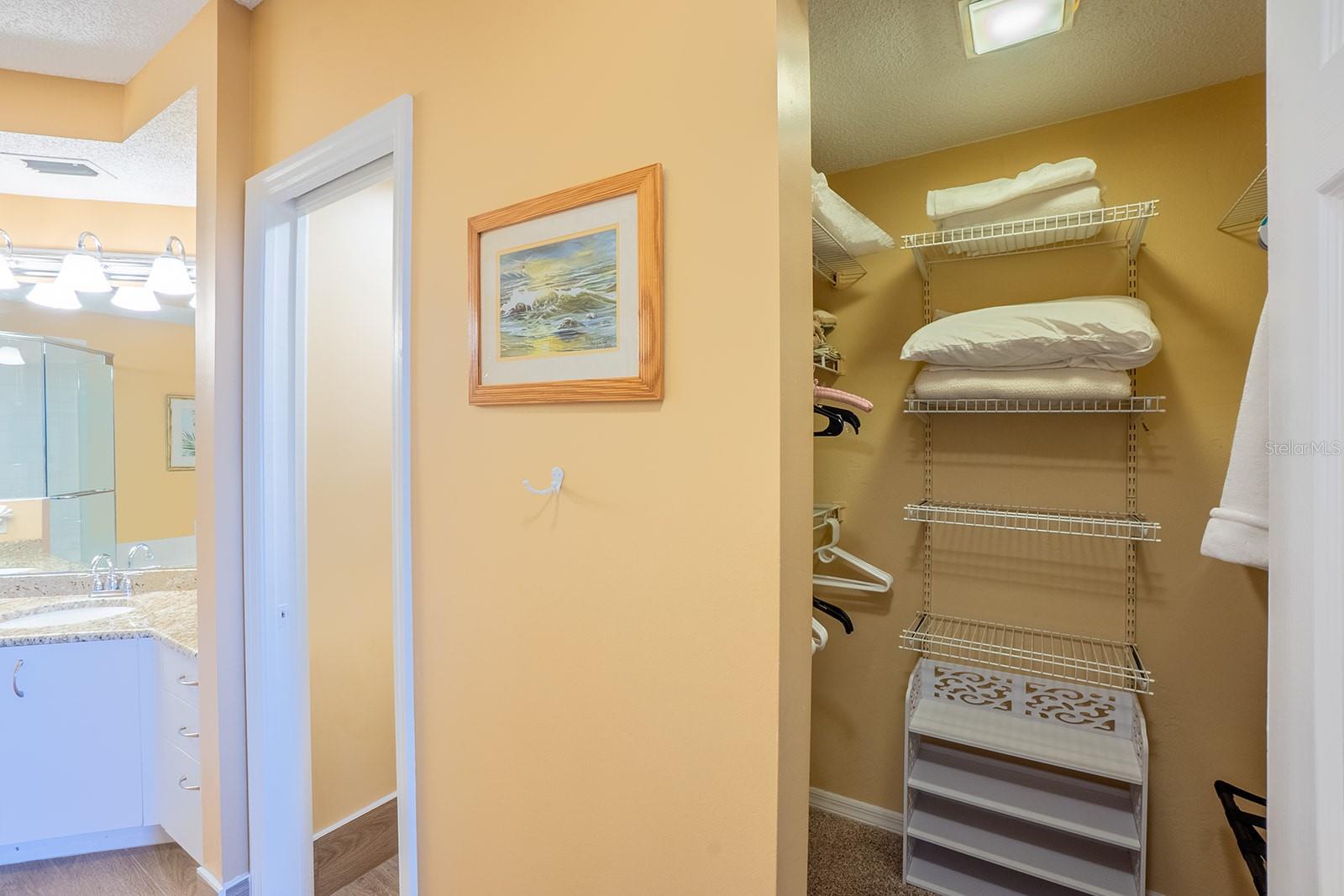 Image 24 of 70 For 104 Surfview Drive 2204