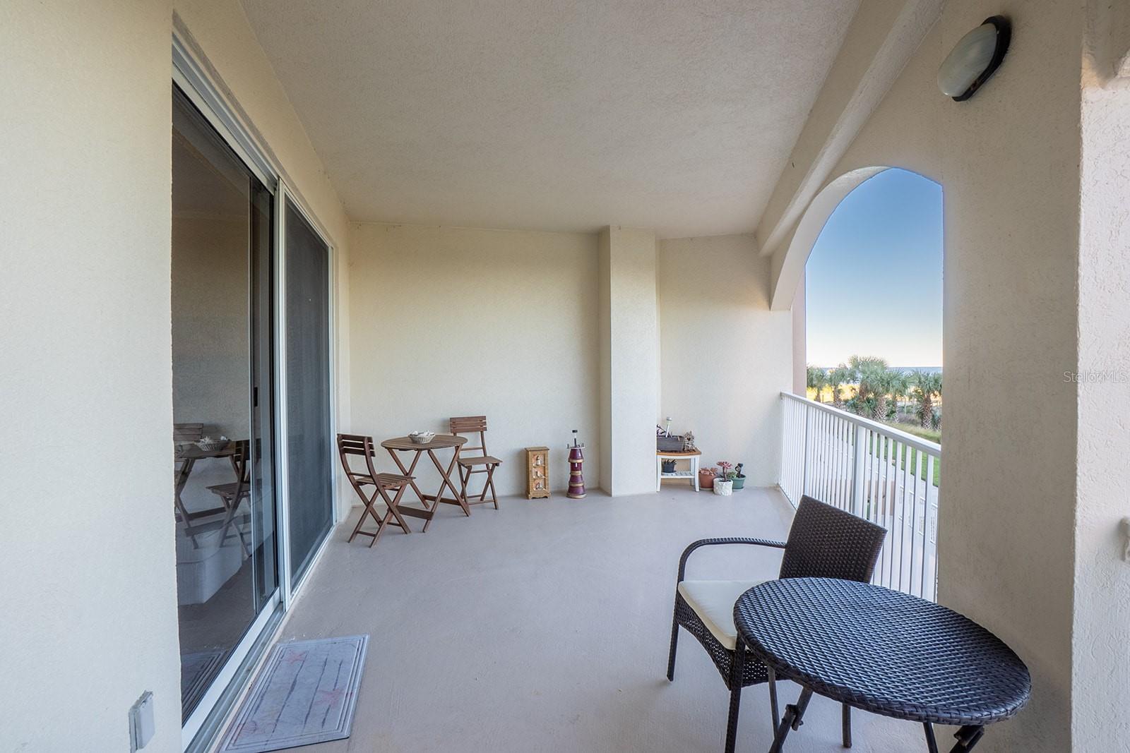 Image 28 of 70 For 104 Surfview Drive 2204