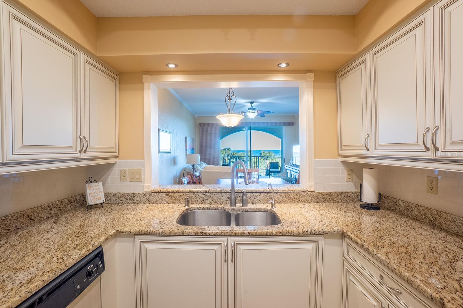 Image 3 of 70 For 104 Surfview Drive 2204