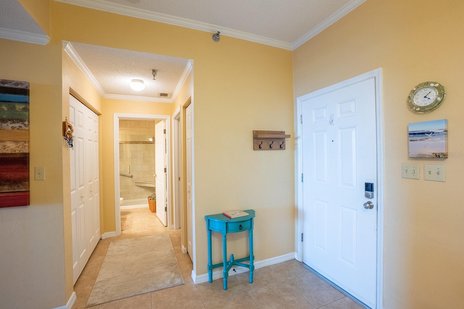 Image 8 of 70 For 104 Surfview Drive 2204