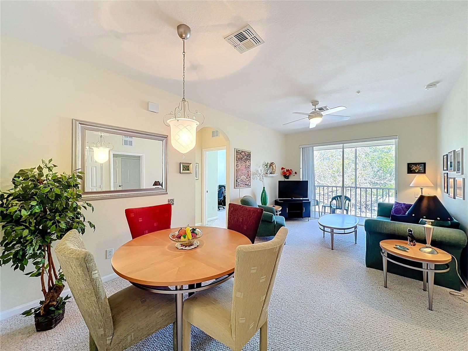 Image 11 of 52 For 6100 Stevenson Drive 306