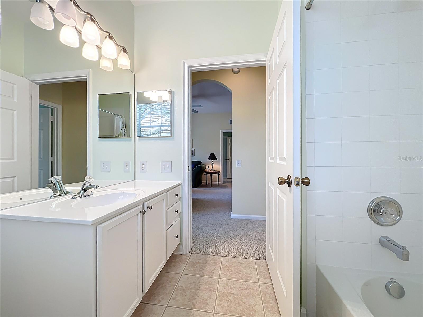 Image 36 of 52 For 6100 Stevenson Drive 306