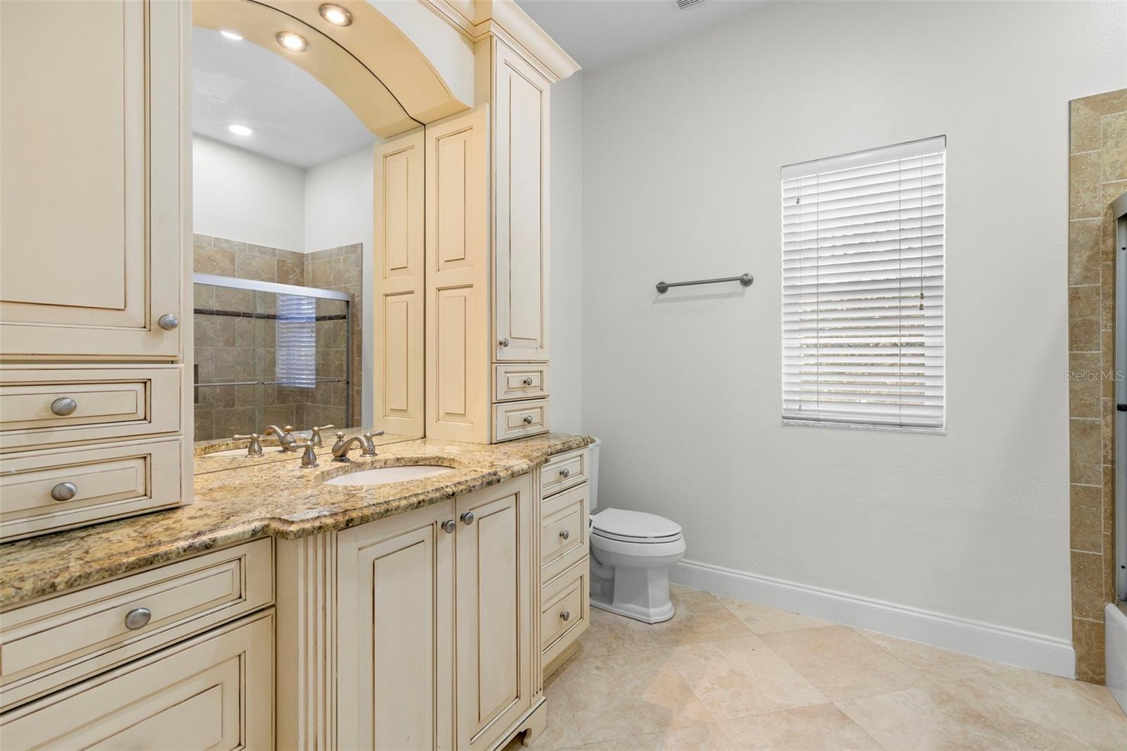 Image 30 of 52 For 5031 Wesley Drive