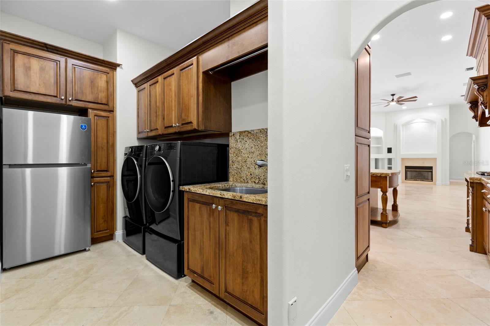 Image 36 of 52 For 5031 Wesley Drive