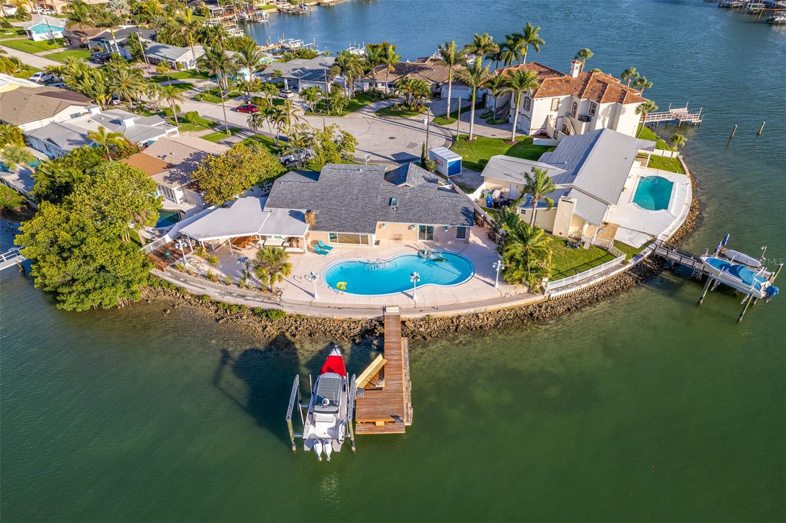 Image 17 of 22 For 7985 4th Avenue S