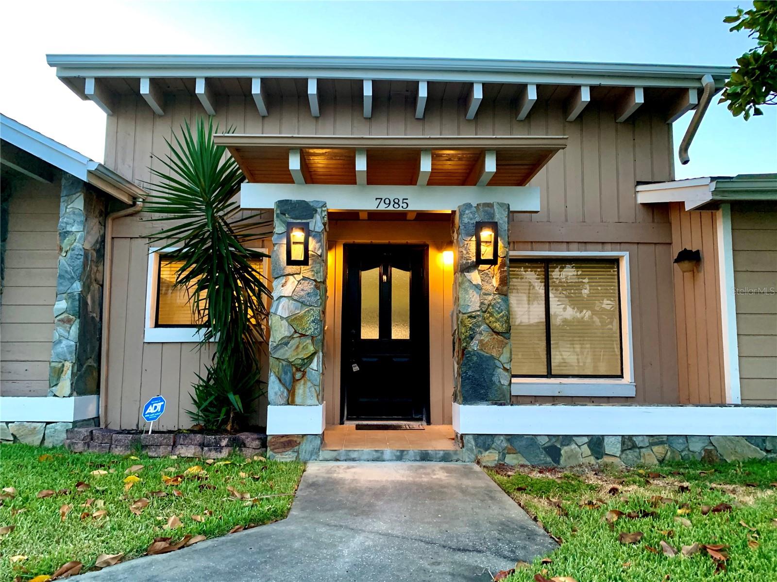 Image 19 of 22 For 7985 4th Avenue S