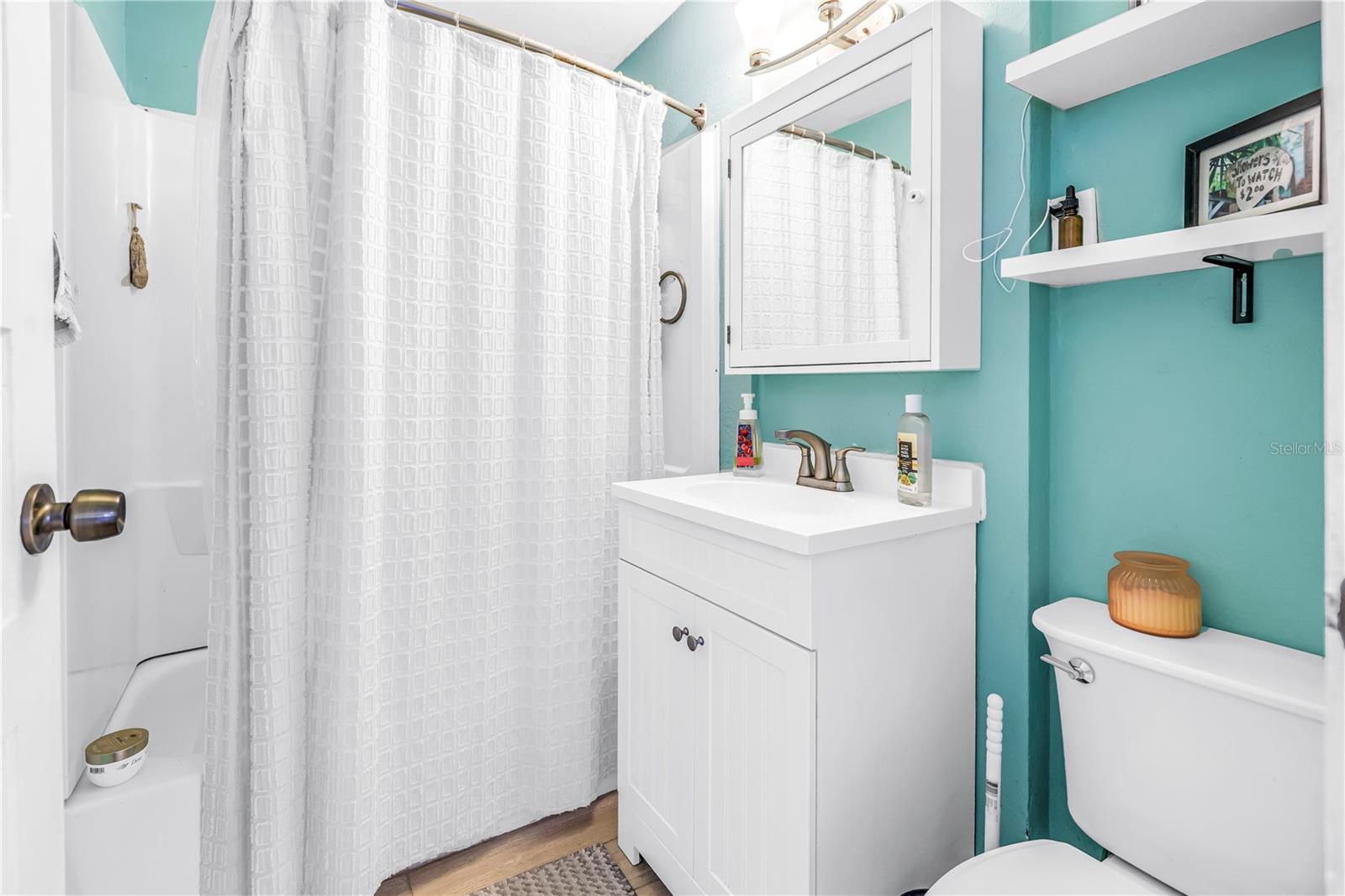 Listing photo id 19 for 1726 2nd Avenue N