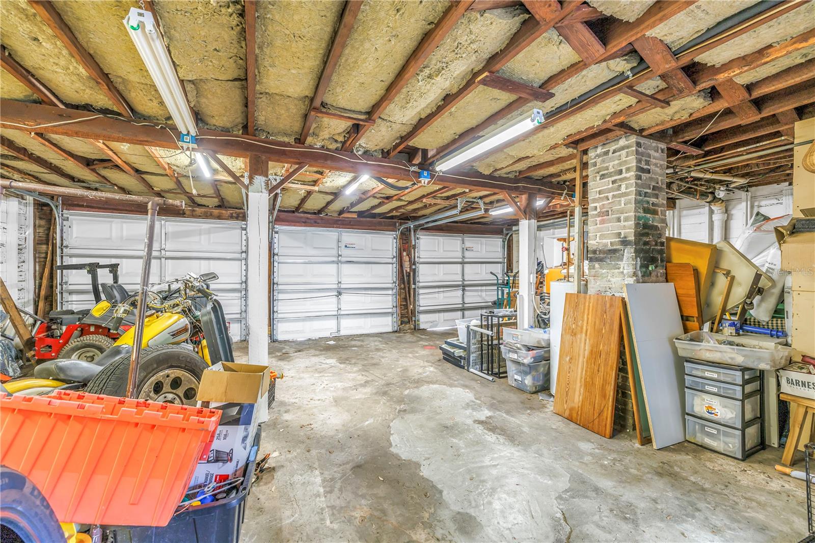 Listing photo id 59 for 1726 2nd Avenue N