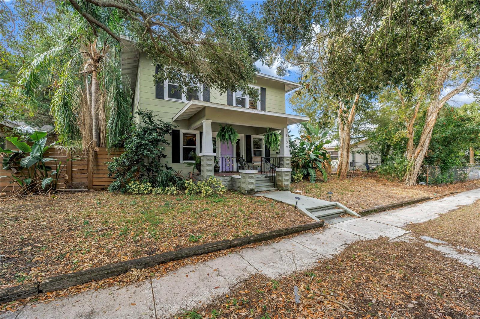 Listing photo id 61 for 1726 2nd Avenue N