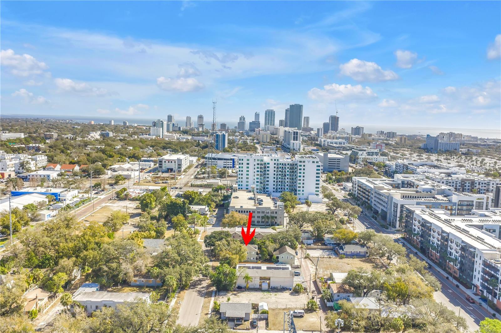 Listing photo id 70 for 1726 2nd Avenue N