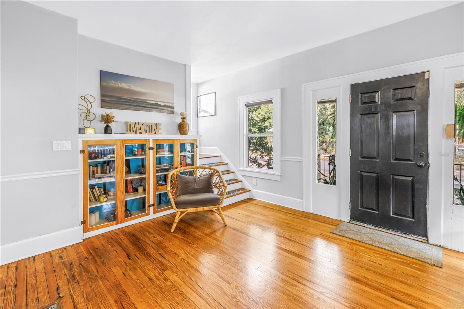 Listing photo id 6 for 1726 2nd Avenue N