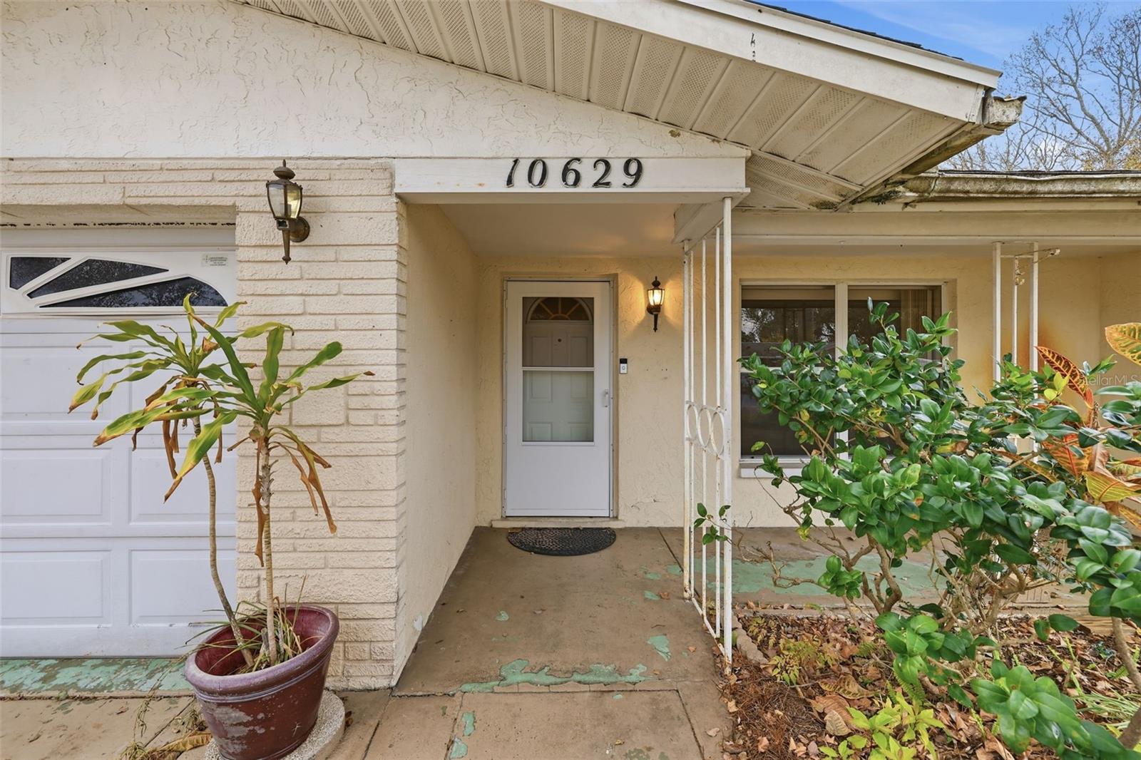 Listing photo id 0 for 10629 Cymbid Drive