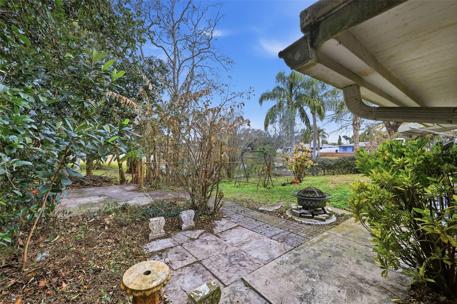 Listing photo id 23 for 10629 Cymbid Drive