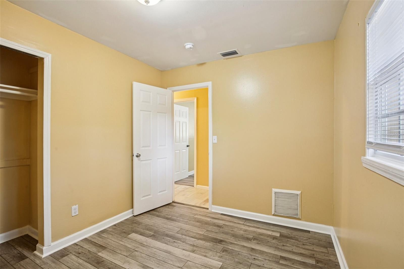 Image 17 of 54 For 6896 78th Avenue N