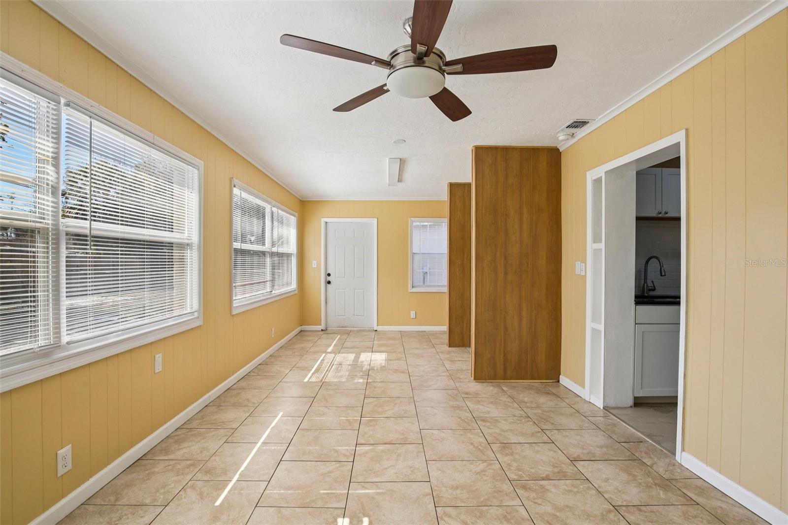 Image 30 of 54 For 6896 78th Avenue N