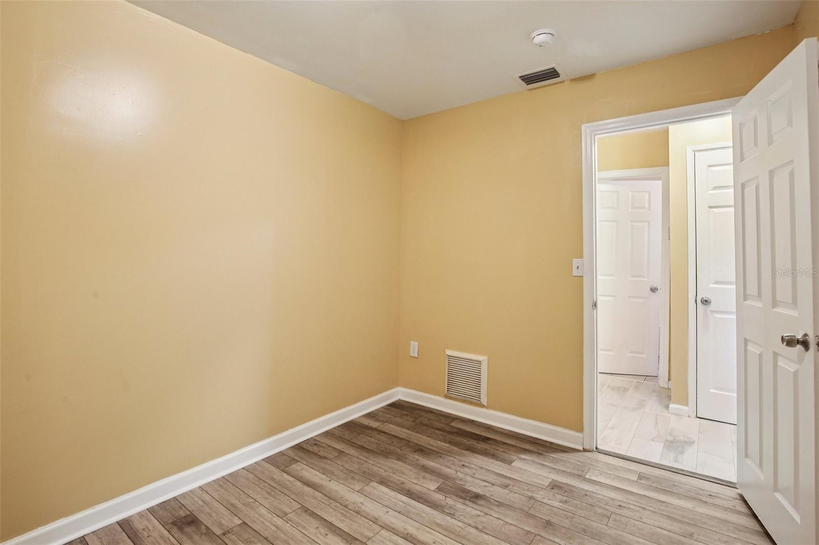 Image 33 of 54 For 6896 78th Avenue N