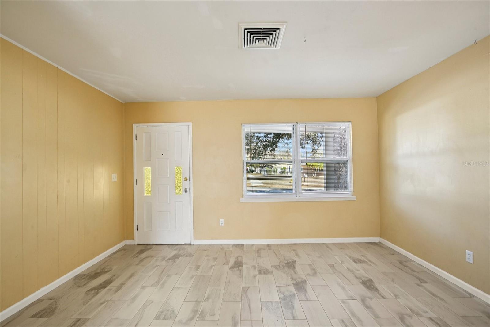 Image 7 of 54 For 6896 78th Avenue N