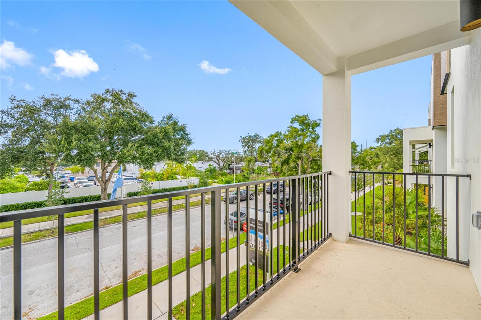 Listing photo id 24 for 315 15th Street N