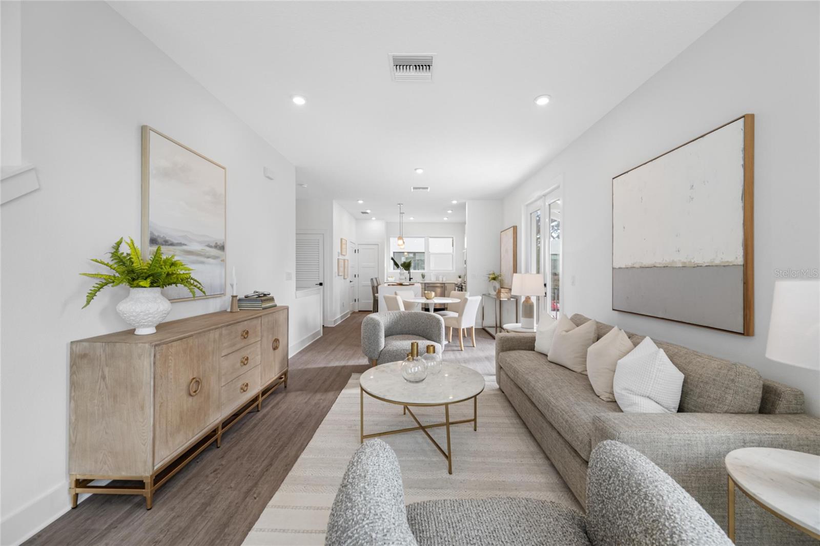 Listing photo id 28 for 315 15th Street N