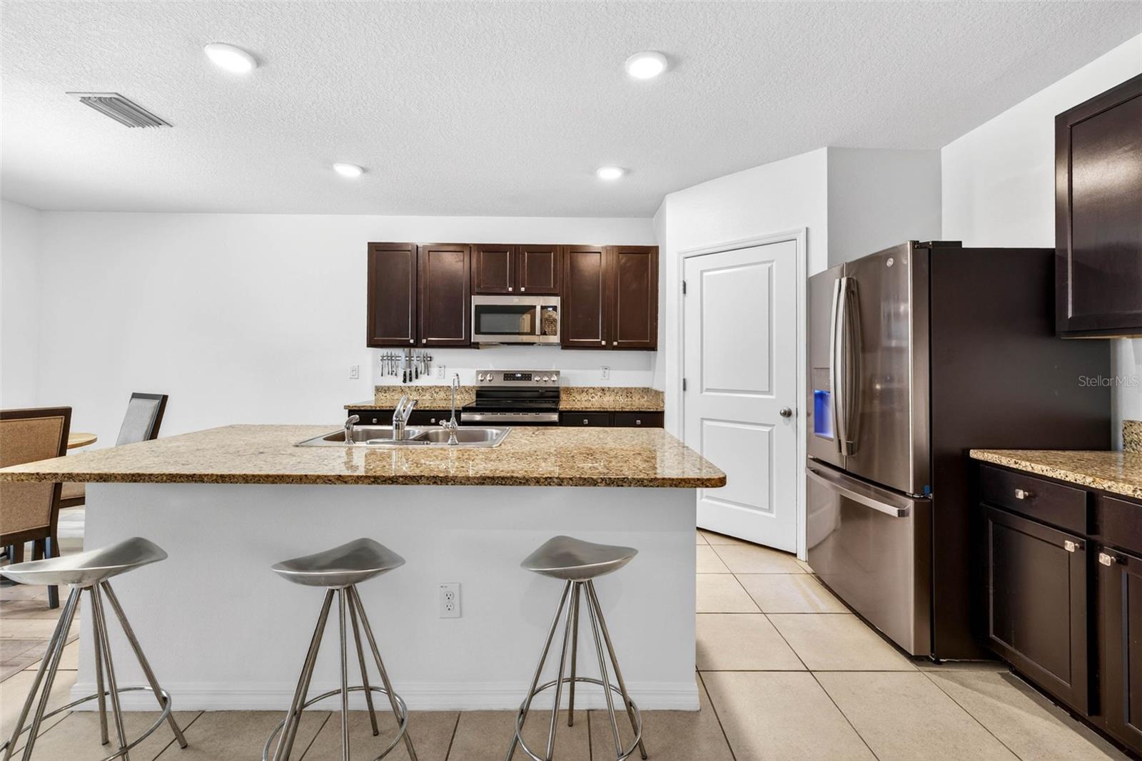 Image 12 of 59 For 6509 Wagon Trail Street