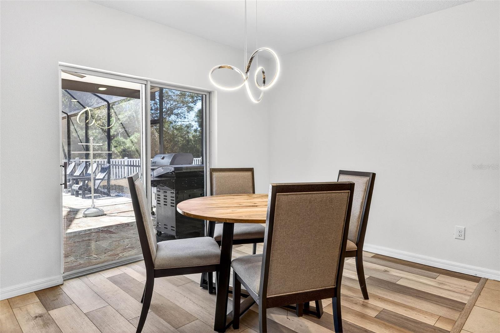 Image 15 of 59 For 6509 Wagon Trail Street