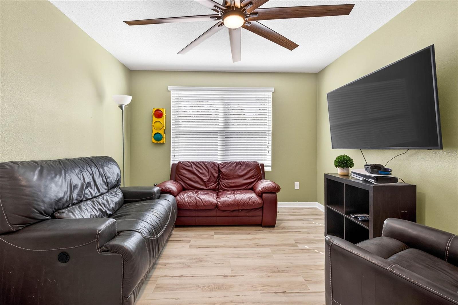 Image 26 of 59 For 6509 Wagon Trail Street