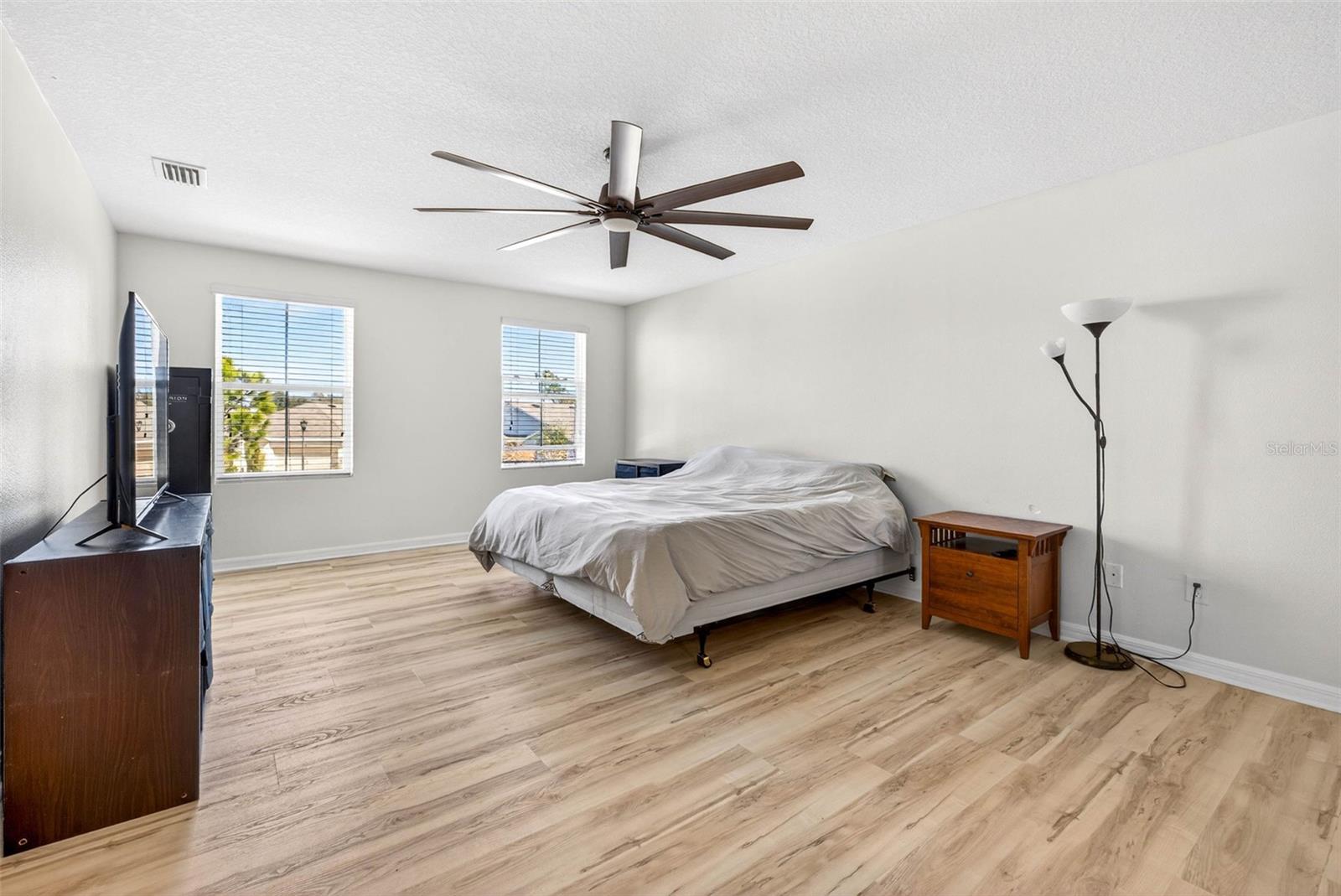 Image 36 of 59 For 6509 Wagon Trail Street