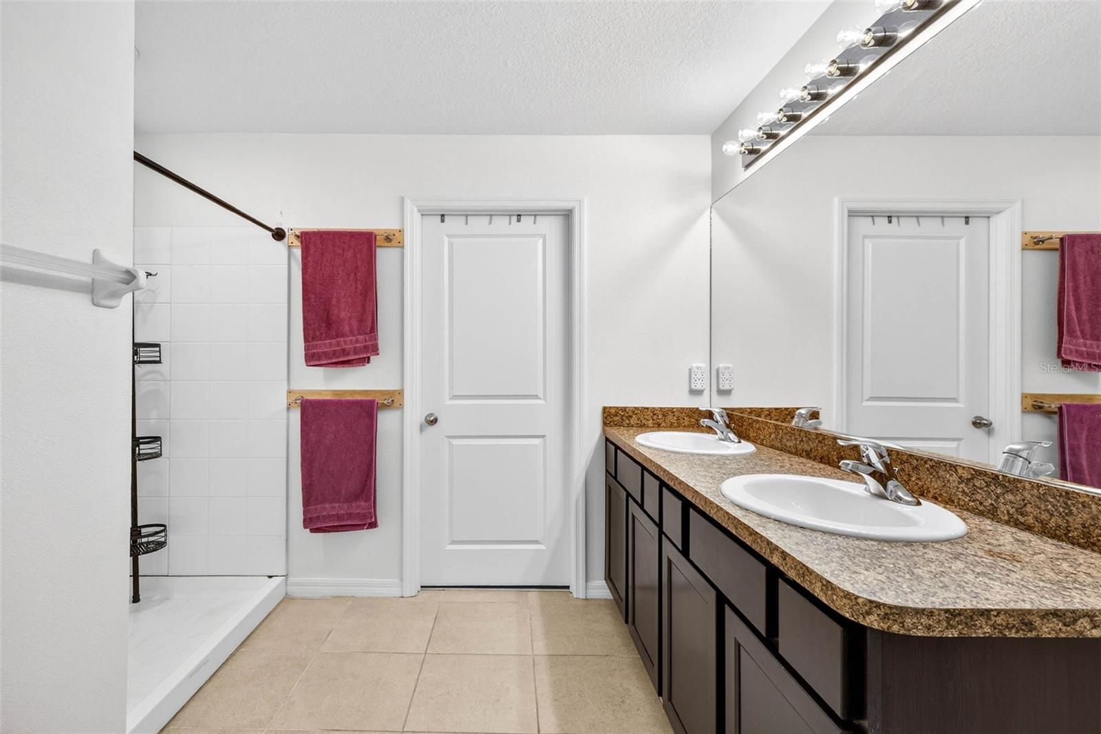 Image 38 of 59 For 6509 Wagon Trail Street