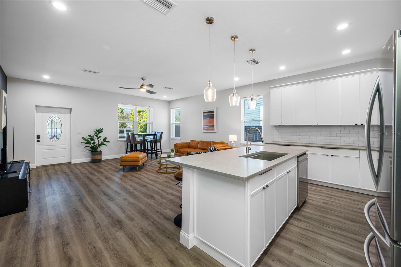 Image 10 of 37 For 2144 43rd Terrace N