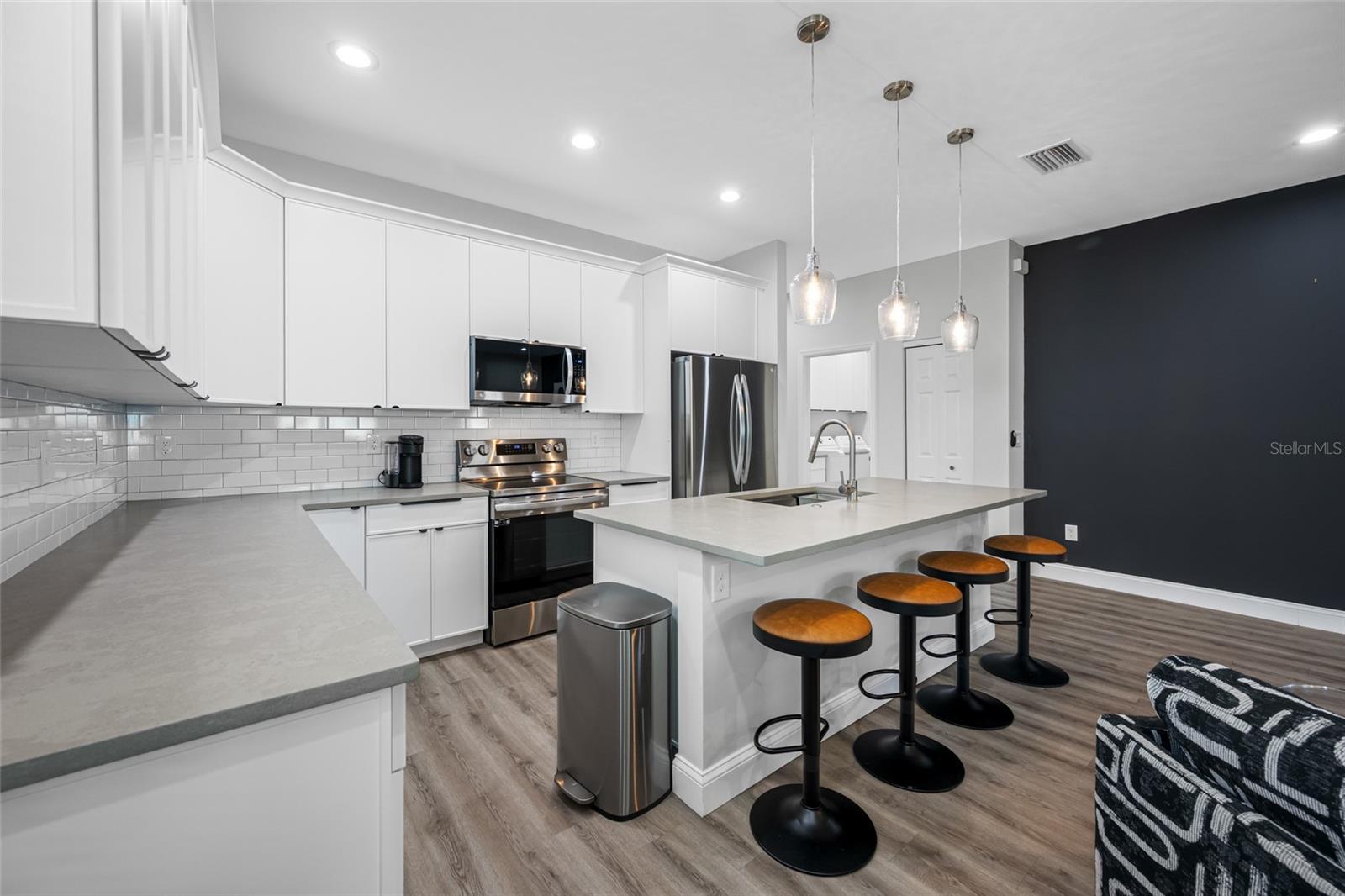 Image 15 of 37 For 2144 43rd Terrace N