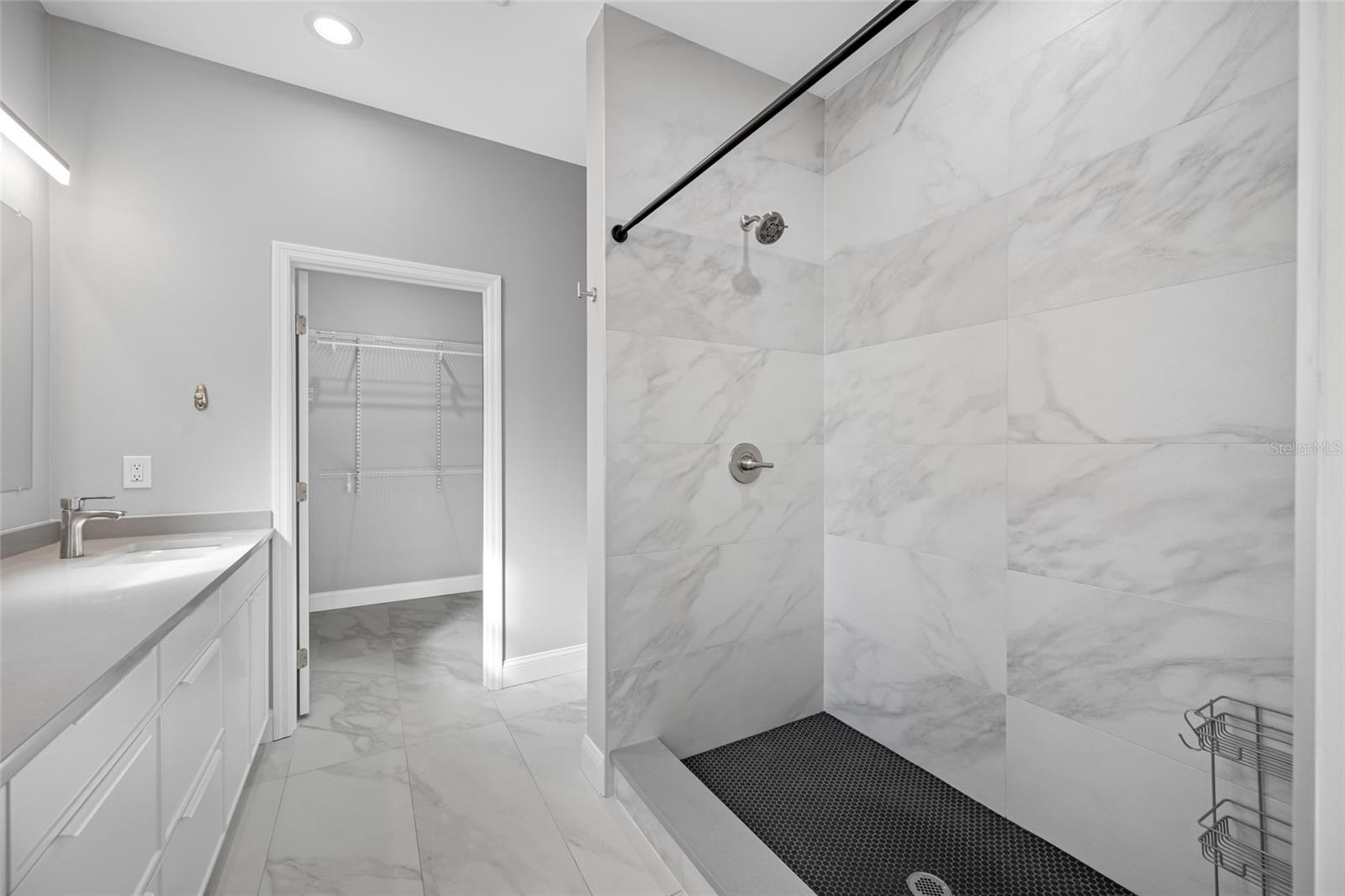 Image 19 of 37 For 2144 43rd Terrace N