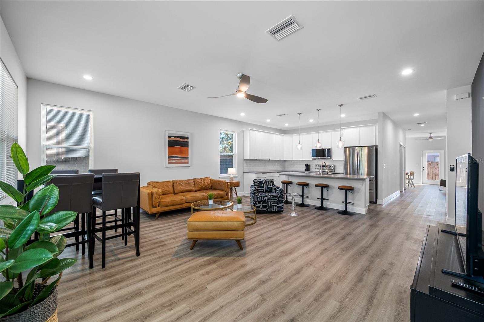 Image 4 of 37 For 2144 43rd Terrace N