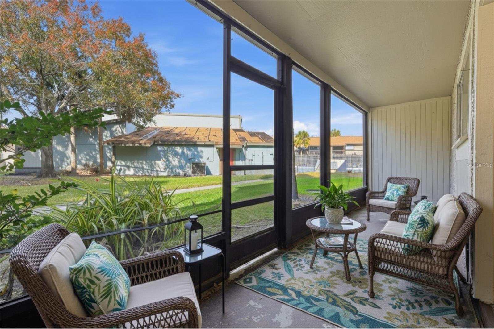 Image 17 of 23 For 6308 Newtown Circle 8a3