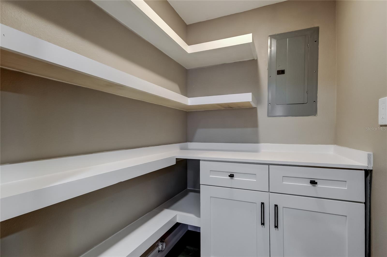 Image 13 of 33 For 3720 36th Avenue N