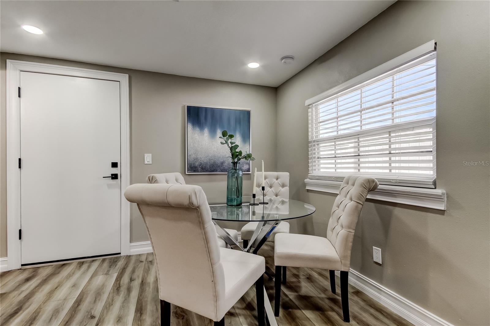 Image 14 of 33 For 3720 36th Avenue N