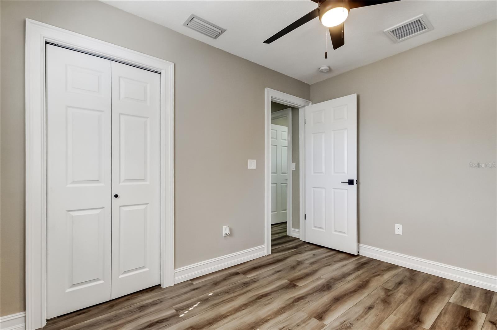 Image 25 of 33 For 3720 36th Avenue N