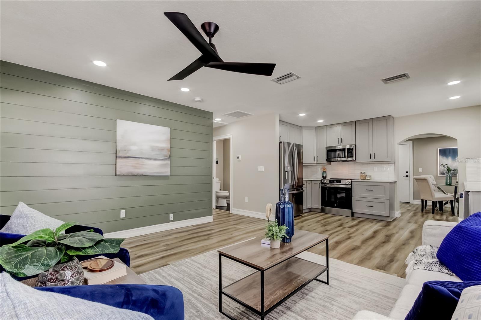 Image 5 of 33 For 3720 36th Avenue N